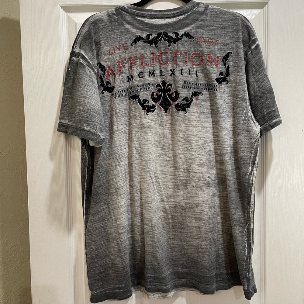 Hardly worn Affliction t-shirt excellent condition